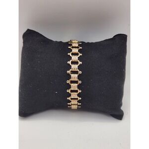 Sarah Coventry Vintage Gold Tone Textured Link Bracelet Mid Century Modern 7.25"